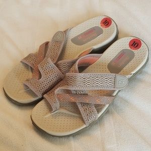 Womens Sketchers Reggaes Sandals